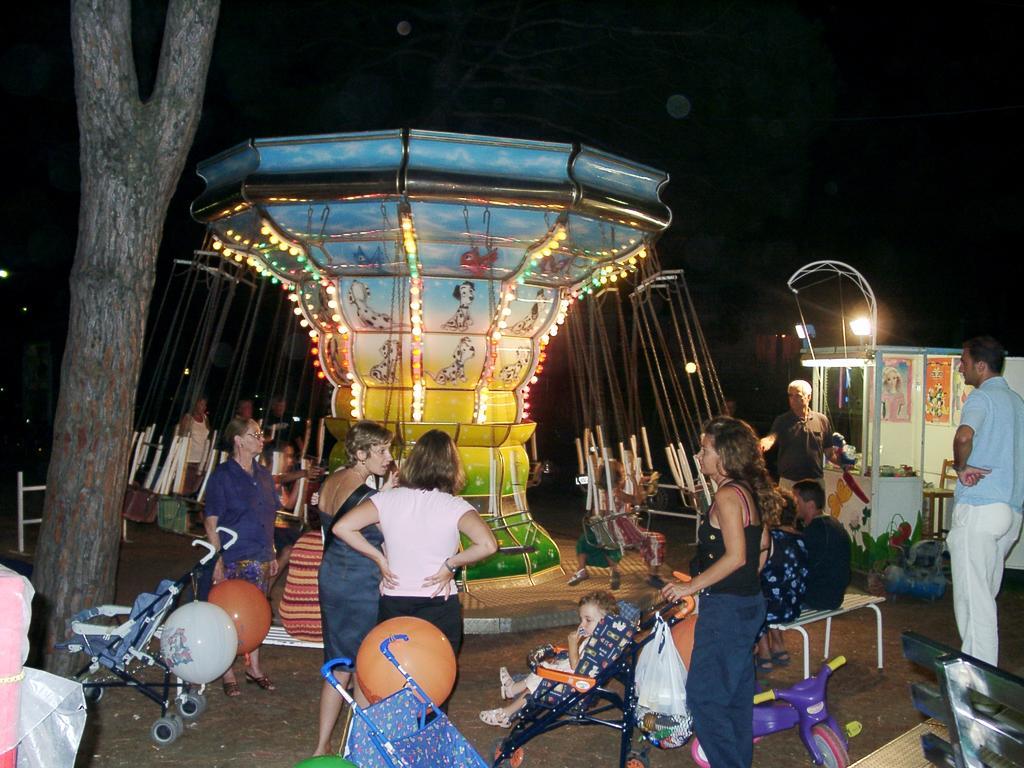 Appartamento Guido Reni Lido di Spina Exterior foto